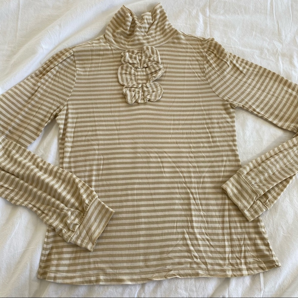 Anthropologie bowtie tissue Stripe Turtleneck